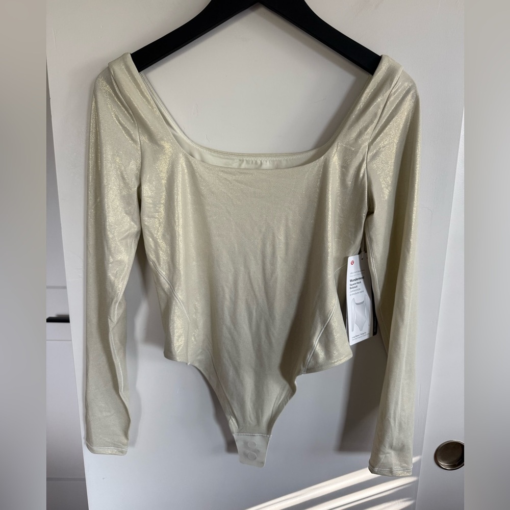 NWT Lululemon Wundermost Ultra-Soft Nulu Square-Neck LS Bodysuit *Shine Size M